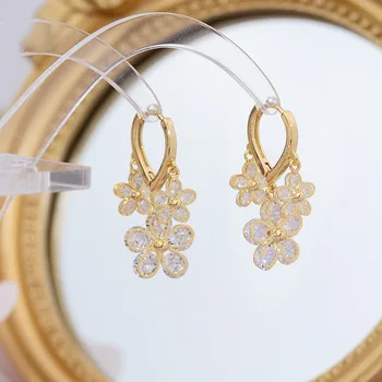 Korea Nové Módní Šperky 14K Skutečné Zlato Pokovování Sladké Zirkon Květiny Přívěsek Střapec Náušnice Luxusní Ženy Svatební Party Náušnice